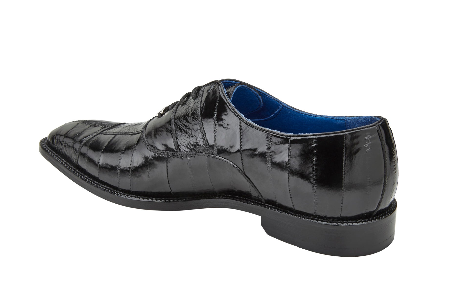 Mare - Black Black / 15 Mare - Black Black / 15